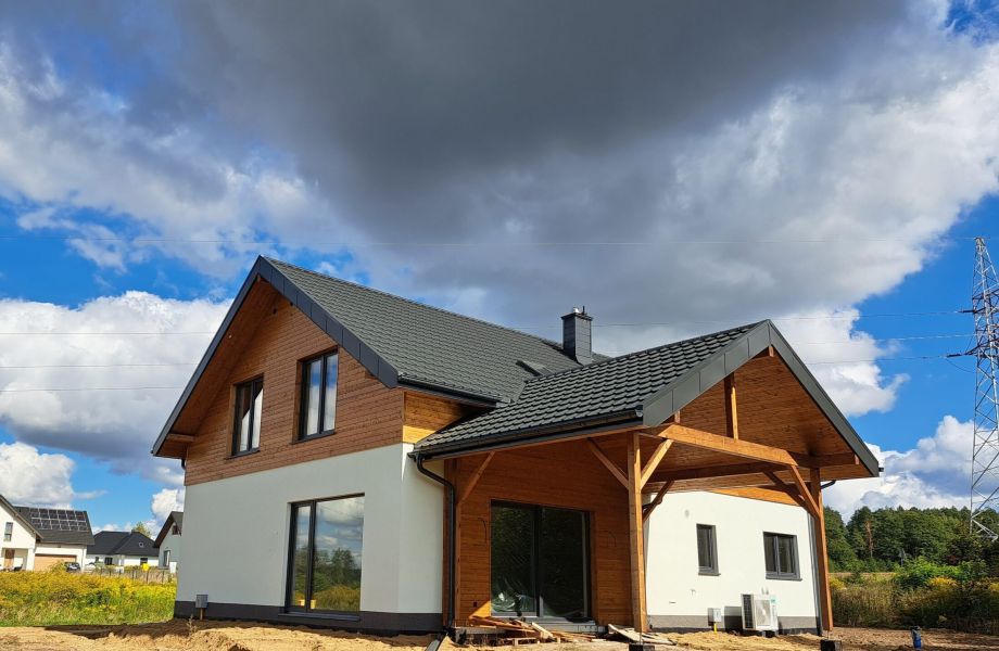 Dom z poddaszem w Osowiczach