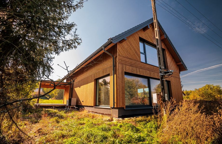 Dom z poddaszem użytkowym w Samułkach Małych